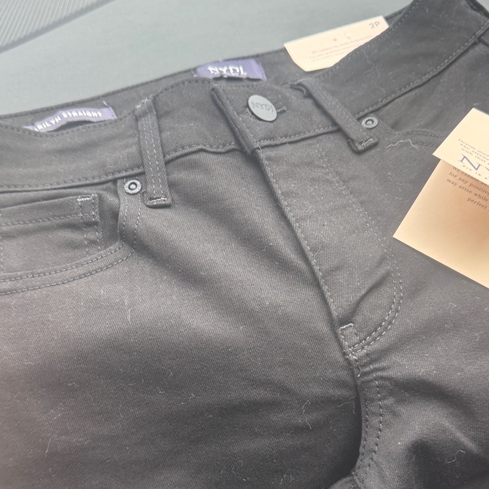 NYDJ Marilyn Straight Jeans in Black